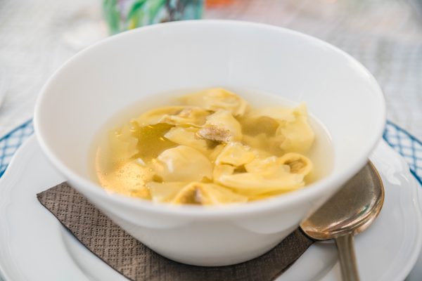 Tortellini di Valeggio in brodo